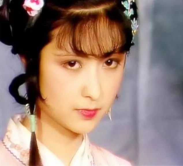 《红楼梦》里为什么大家都希望贾琏纳妾?