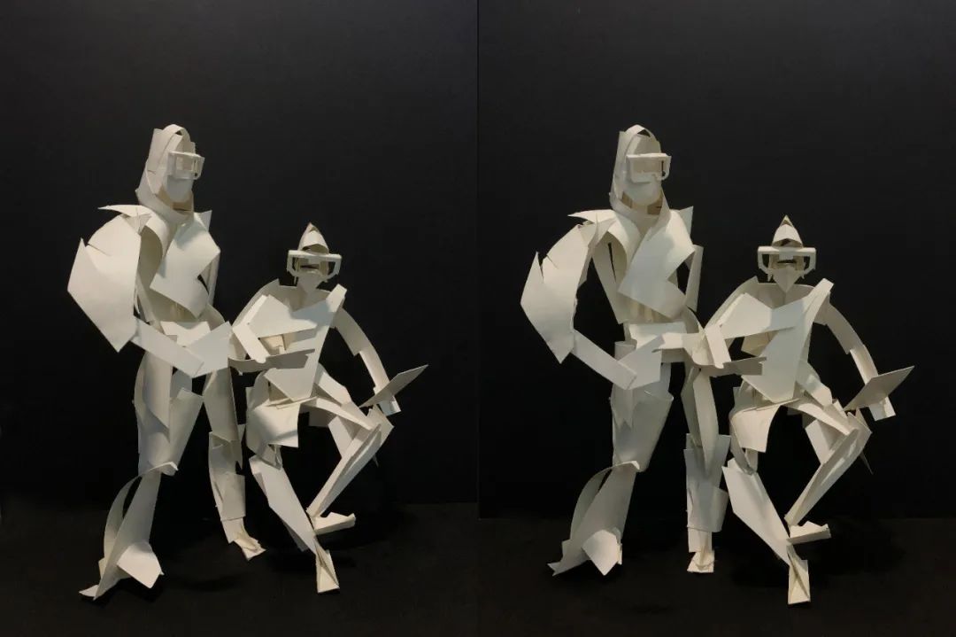 张雪怡 雕塑 本科生 《抗疫战士》20×10×30cm 卡纸 指导教师:薛问问