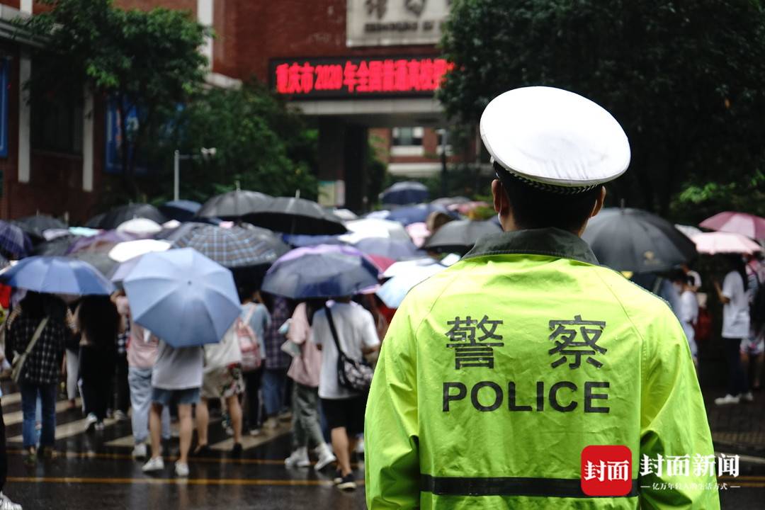 保171个考场5299名考生平安重庆江北警方顺利护航2020年高考