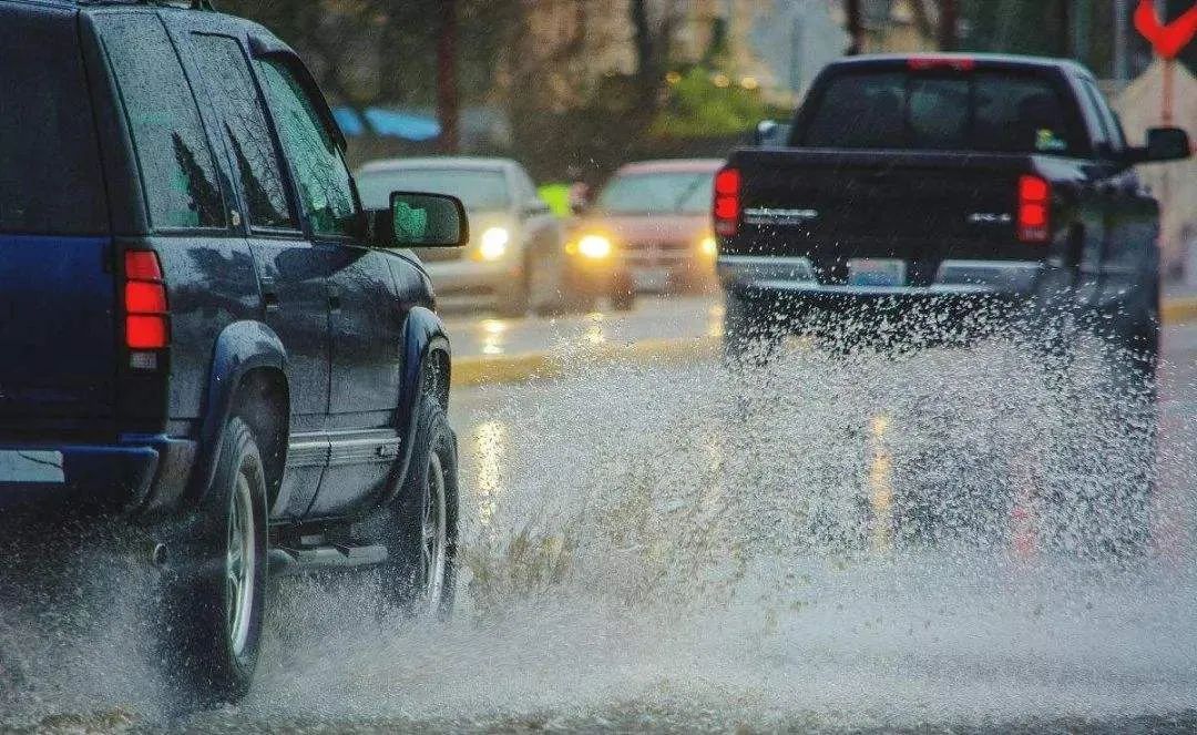 下雨天如何养护爱车?这个部位千万别马虎