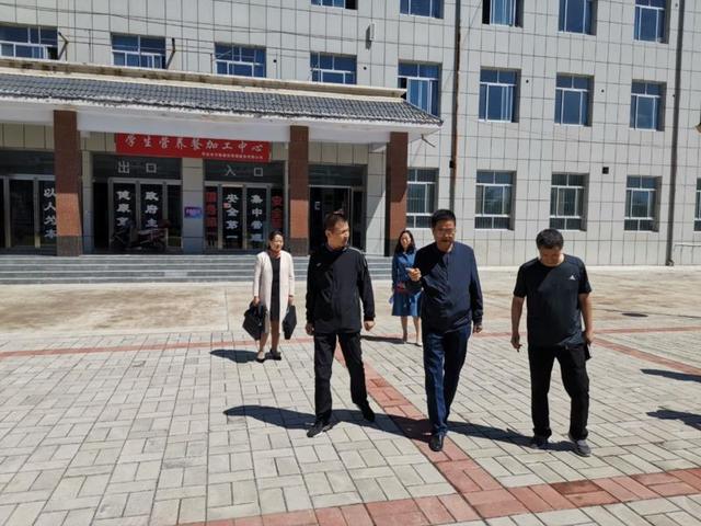 崇信县教科局检查指导中小学(园)开学工作__凤凰网