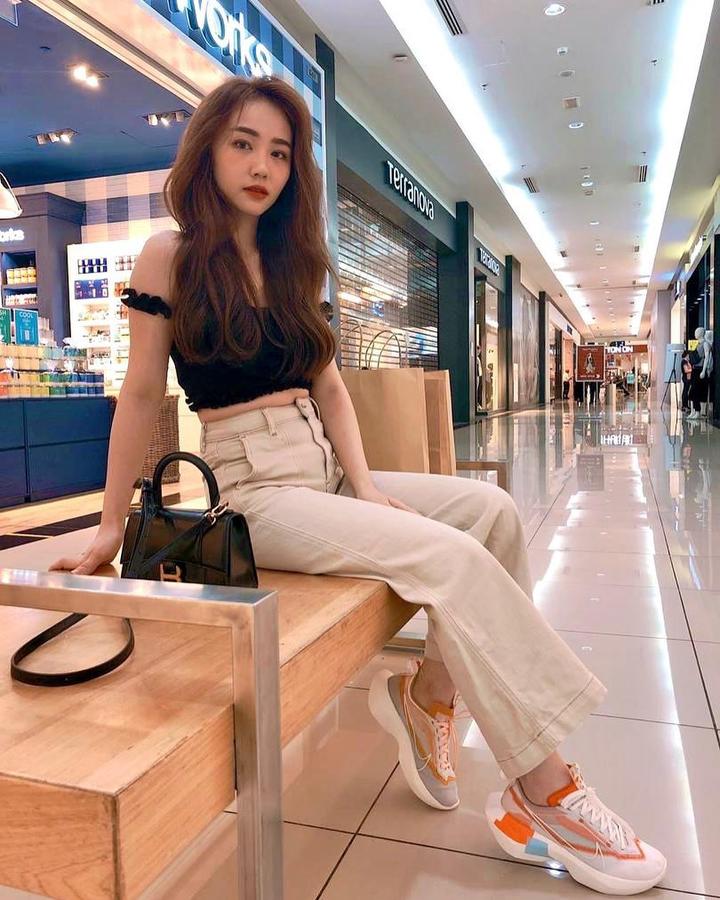 网红模特,可爱甜美系美女——陈嘉欣