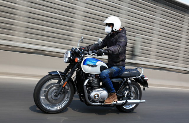 车评:英伦复古双杰,品味凯旋bonneville t100/t120的魅力