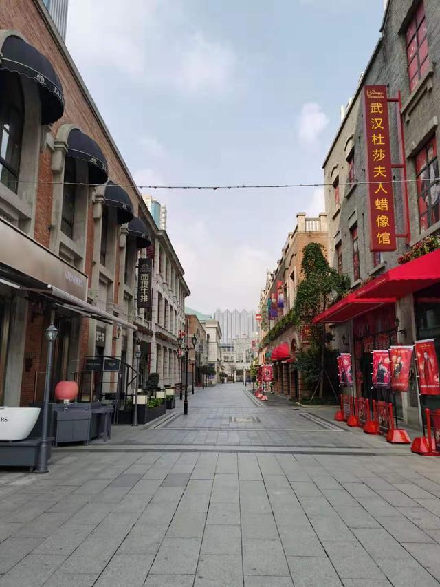 我们的记者在武汉，拍下一座空城