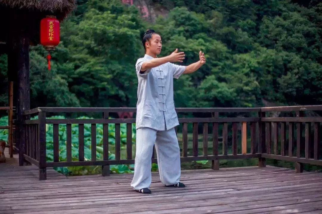 每天