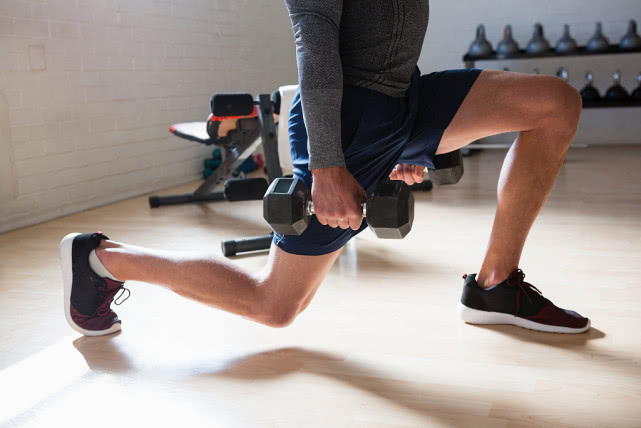 为什么大部分健身者不喜欢锻炼腿部这些原因让你练腿很痛苦