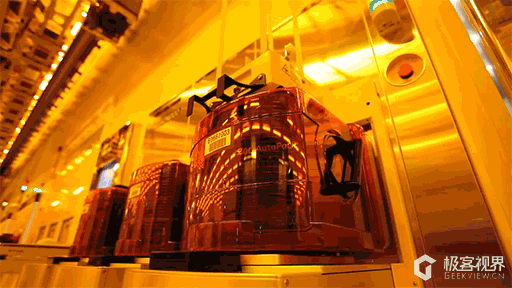 中国突破科技枷锁！“中国芯”弯道超车机会来了