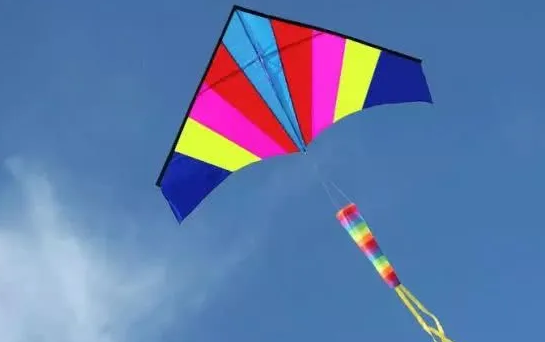 巴西球员放风筝触电身亡！生前是公认的超新星