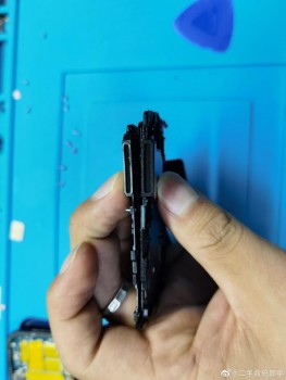 荣耀x10 max拆机真图:用料扎实,不止于大!