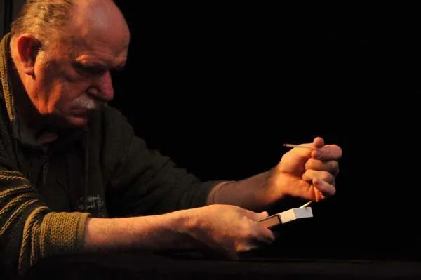 沉默「第六感」之谜