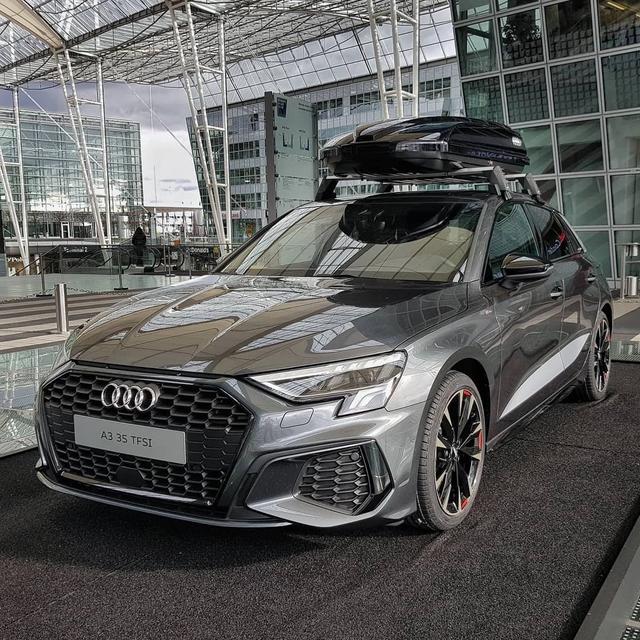 全新奥迪a3 sportback实车现身,网友:这才是年轻人喜欢的菜