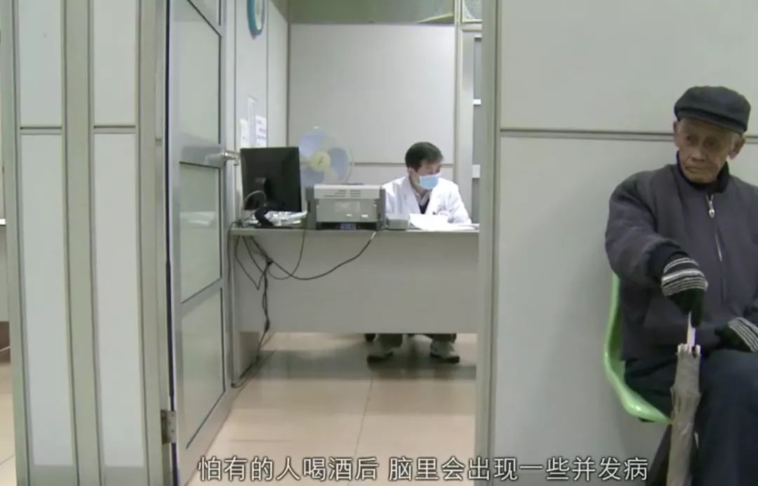 深夜的医院急诊科，是人间最真实的样子