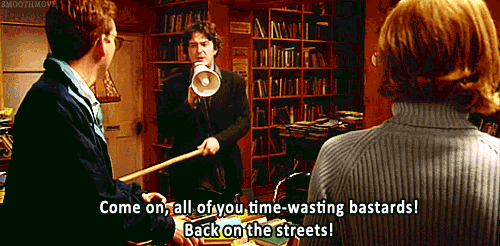 这家亏损的独立书店里,有一位讨人厌的老板