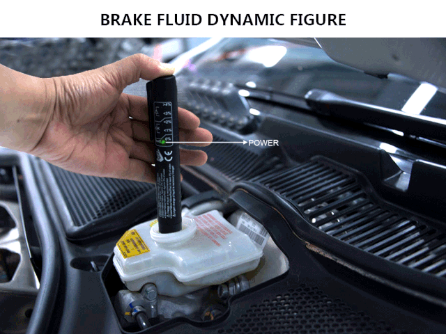 中保研撞断a柱后,帕萨特