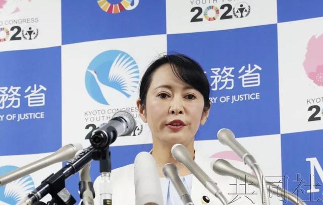 日本人这是被气坏了……