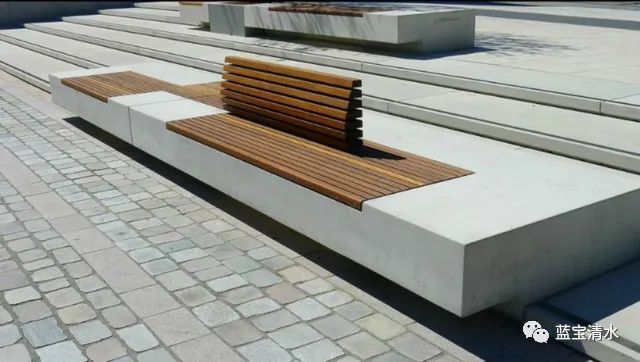 白色清水混凝土坐凳