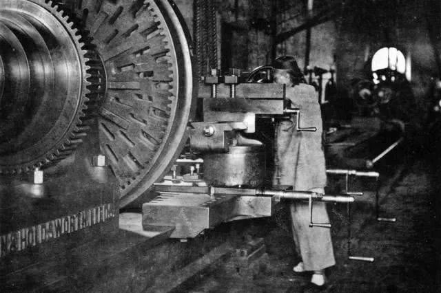 欲速则不达：洋务运动“弯道超车”的失误