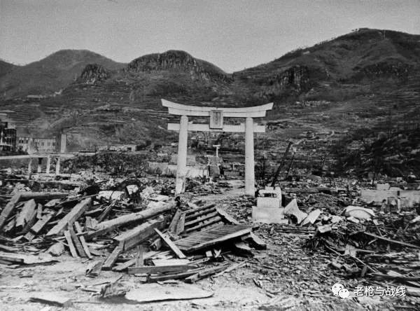 原爆投下,镜头里的1945年广岛,长崎空袭