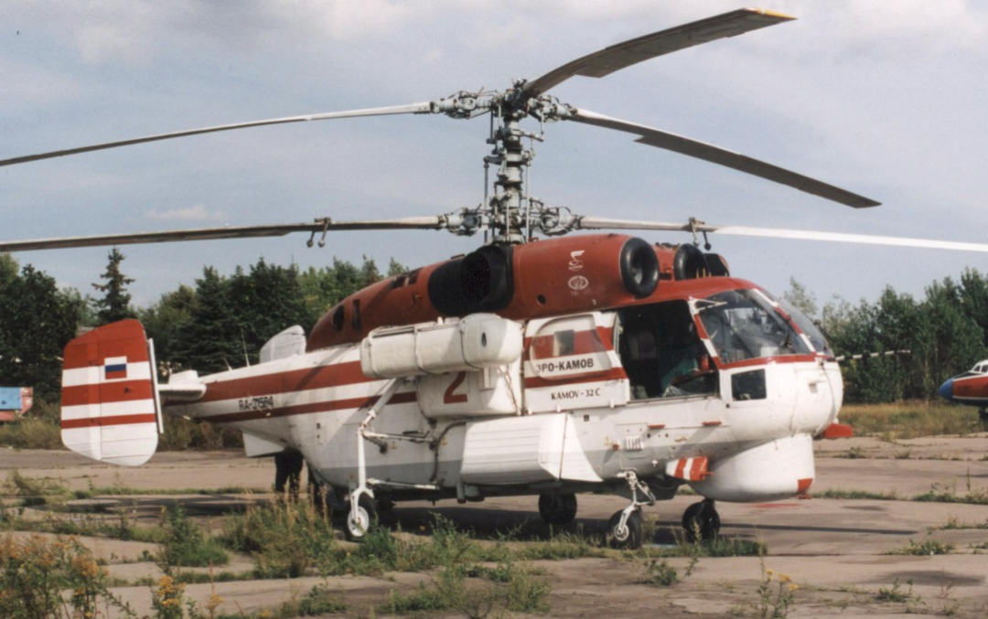 卡-32直升机本名"黑鲨",北约代号"蜗牛"(helix)