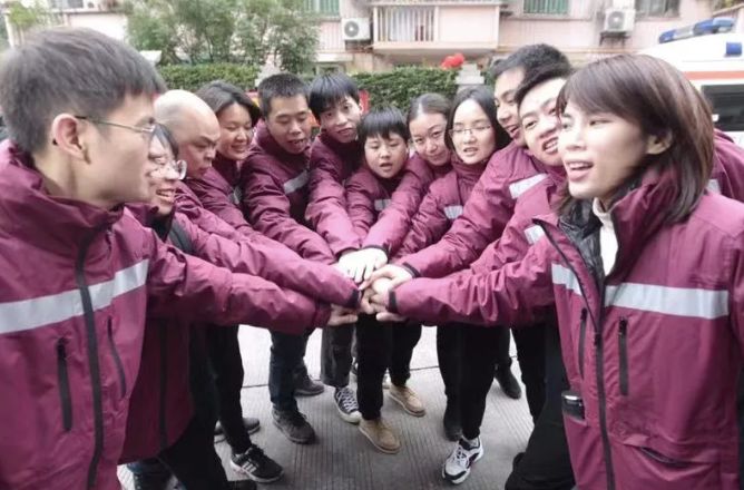 送上您的祝福，为千里驰援的他们祈愿