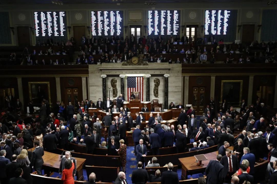 2019年12月18日,美国华盛顿,国会众议院投票表决现场.