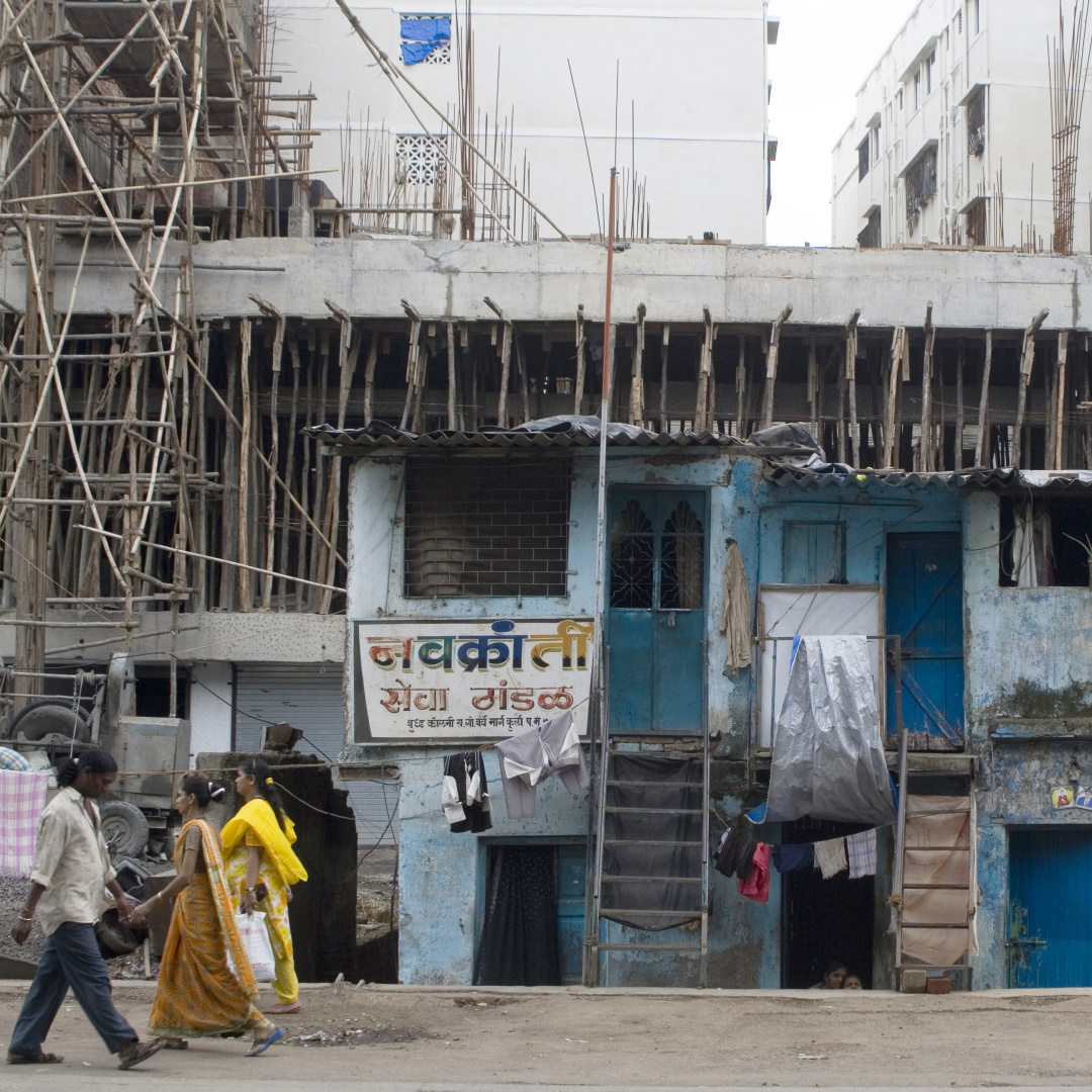 印度穷人是如何在一线城市生存的？| 地球知识局