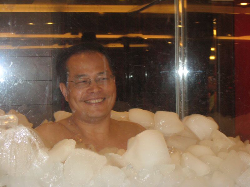 人是世界上最无聊的动物｜大象公会