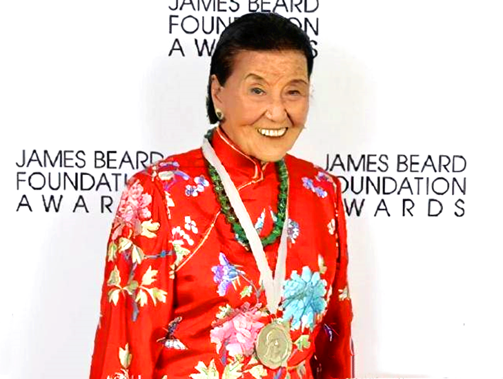 100岁的“中餐女王”，曾用半个世纪改变了美国