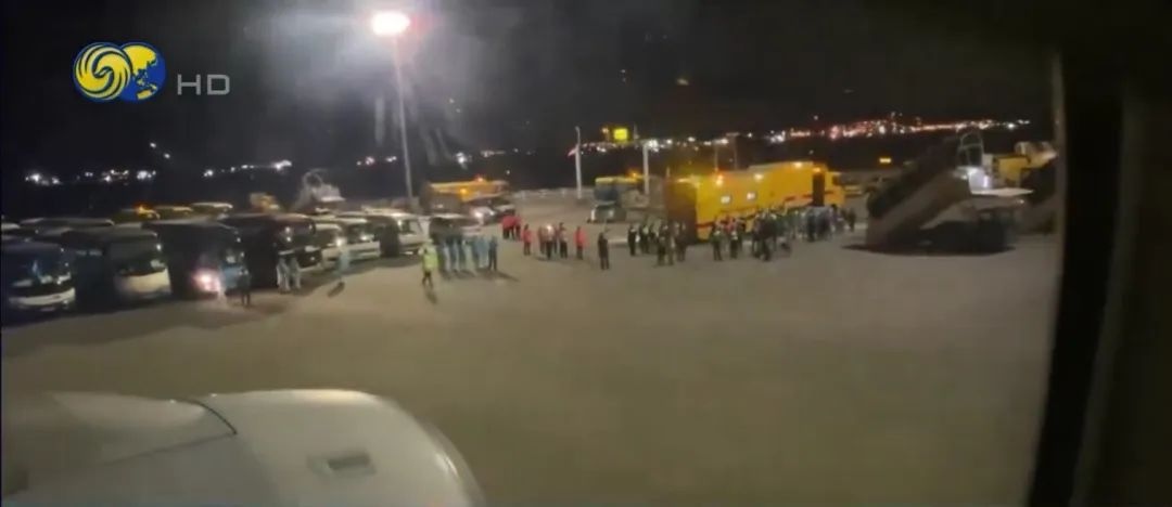 逆行四十日，香港摄记的武汉故事