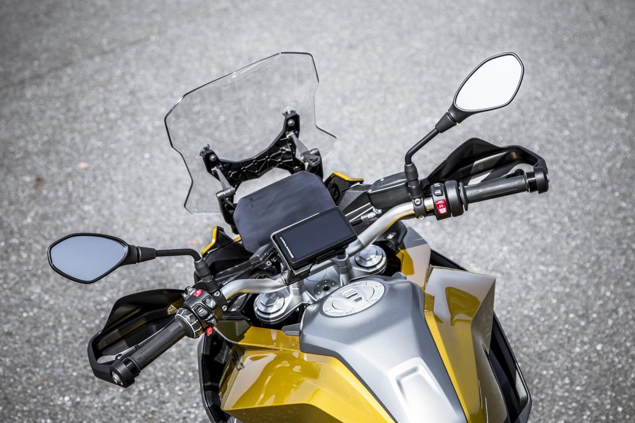 主打运动性能的拉力摩托 宝马f900xr车型解析