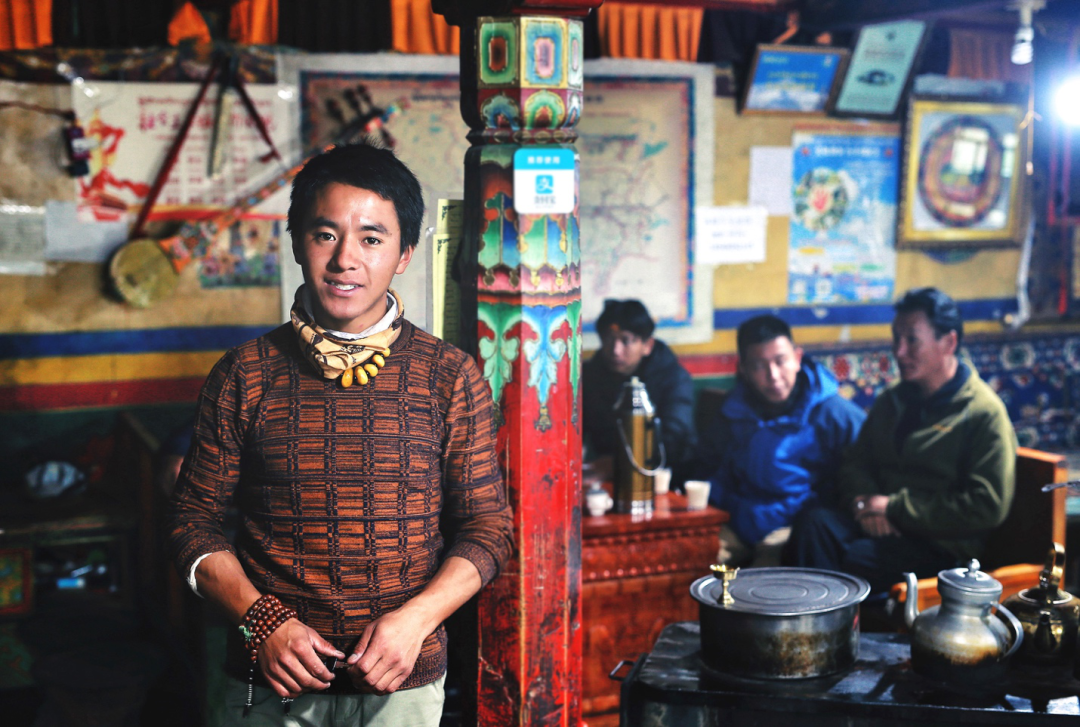 最后通公路,最后连电网,都无法阻止西藏人……