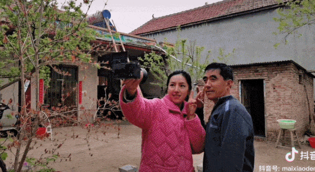 喝一碗鸡汤,就是最美好的时光.