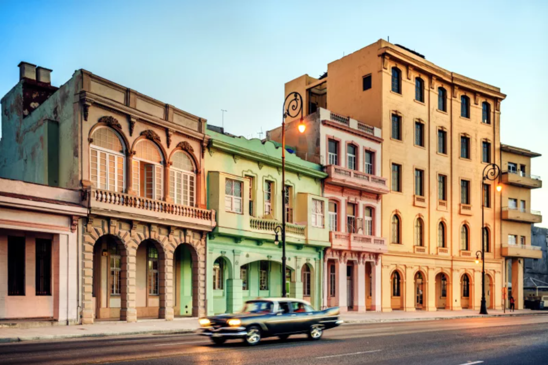 daily丨端午小长假高速不免费;古巴7月1日开始向全球游客开放