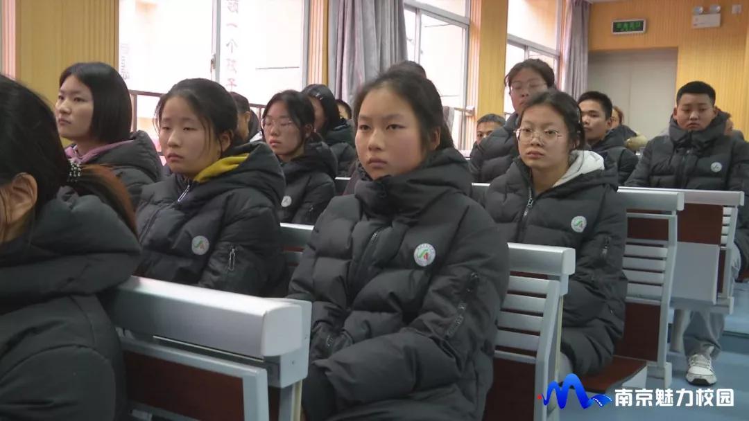 聚焦丨南京市建宁中学开展人工智能及行业趋势科技讲座