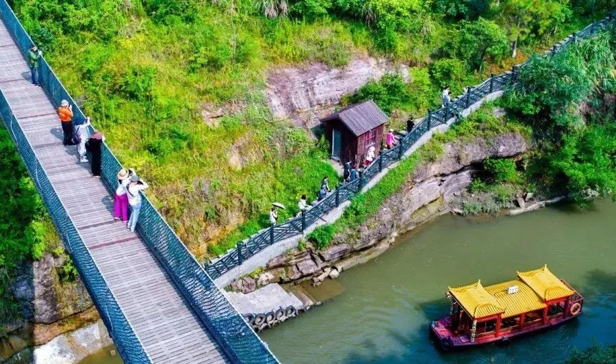 溧水区的天生桥景区