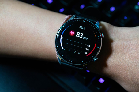 华米amazfit gtr 2对比华为watch gt2,告诉你体验上有啥区别