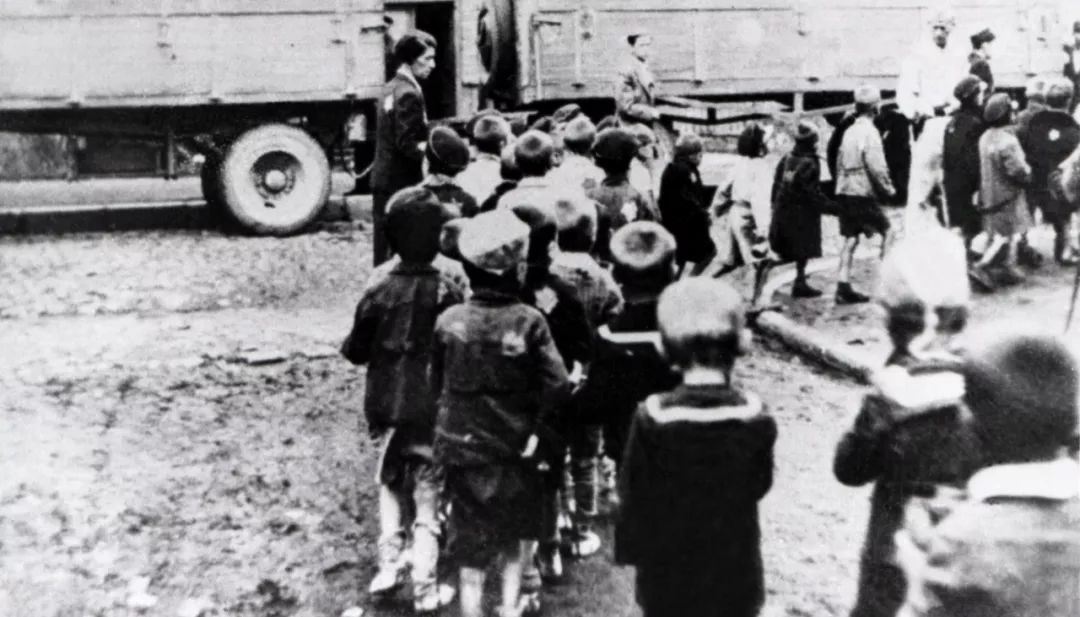 被遗忘的童话:犹太集中营的儿童画遗作,像自由一样美丽