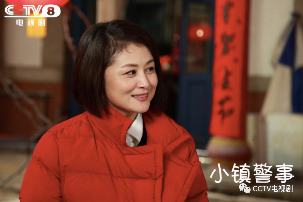 《小镇警事》的阵容十分强大,除了张国强,李博,马丁三位主人公外