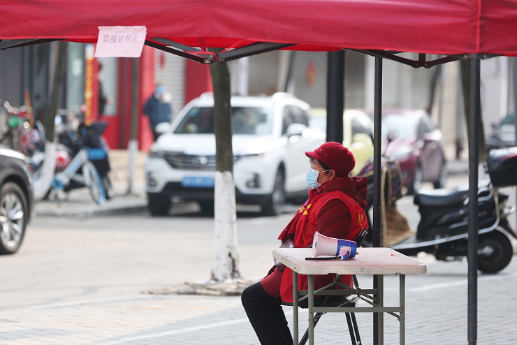 澎友圈大赏｜疫情前，中国有最勇敢的人保护着
