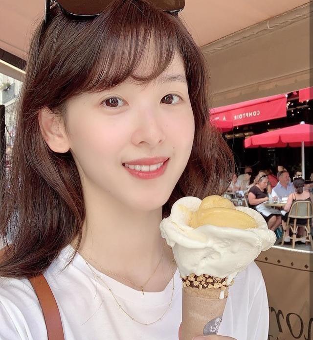 章泽天看“乘风姐姐”深受感触：要调整心态才能控场