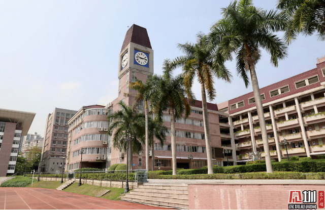 航拍深圳高级中学:相逢可待,恭候你的琅琅书声