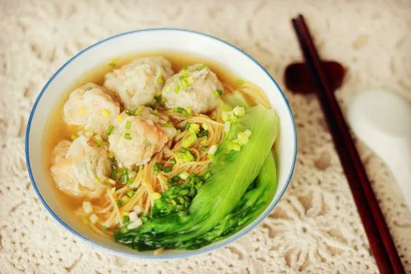 逆行四十日，香港摄记的武汉故事