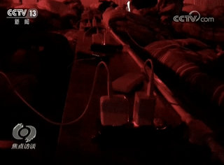 偷拍长途客车司机宰客：天价收费背后是一条产业链