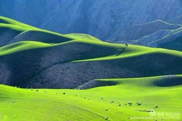 新疆阔克苏大峡谷,世界最美人体草原美景
