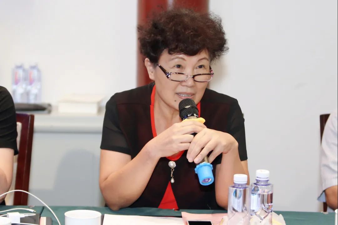 "健康中国"释放新红利,竹叶青酒展现"大国底气"