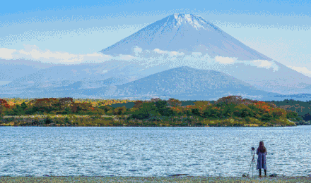 富士山也是我们每一位到日本旅游的朋友最想看一看,也最想攀登一下的