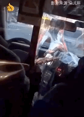 疫情时期开工营业：店老板的智慧真绝了