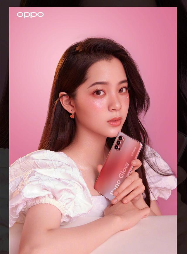 vlog最佳cp!欧阳娜娜 x oppo reno4系列,网友:绝配