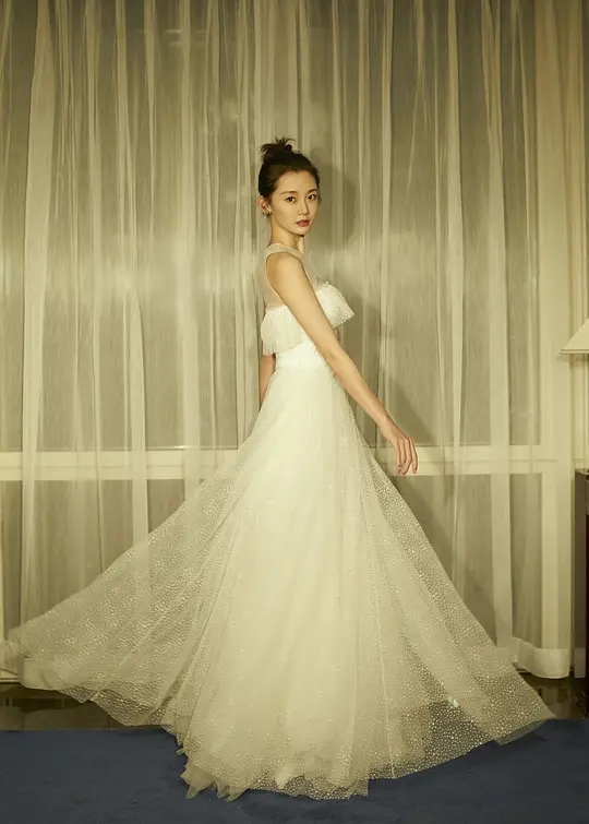 郑恺苗苗结婚,官宣晒结婚照:最高级的秀恩爱,直接领证!