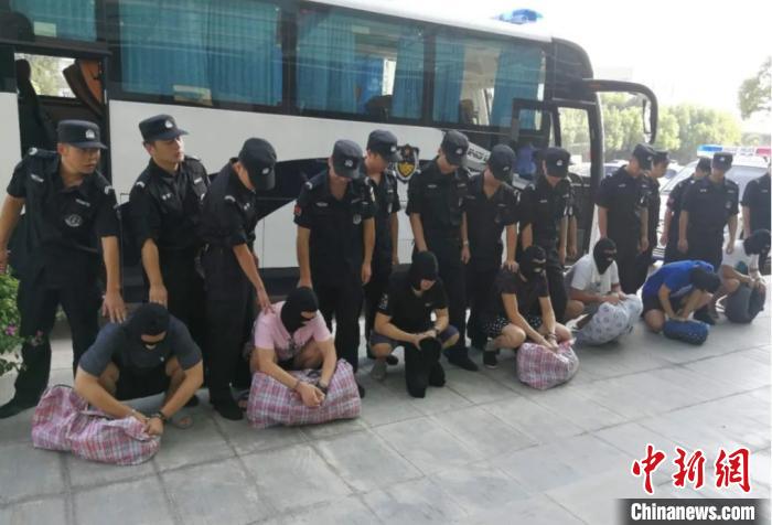 浙江临海严打发票犯罪铲"毒瘤" 已抓获61人